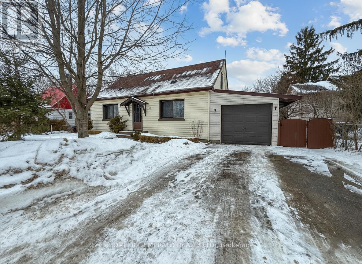 View of 11 CENTRE STREET in Angus