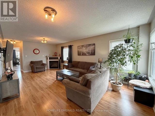 Thumbnail of 144 MAPLEWOOD DRIVE in Angus - Image 9