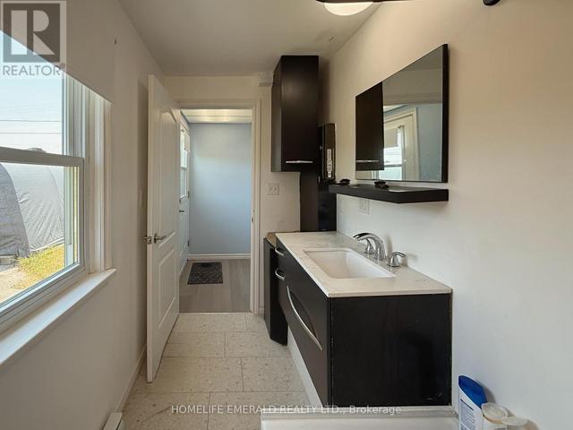 Thumbnail of 6170 90 CTY ROAD in Rural Essa - Image 15
