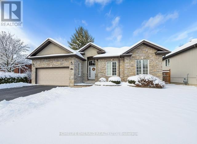 Thumbnail of 17 TREE TOP STREET in Angus - Image 10