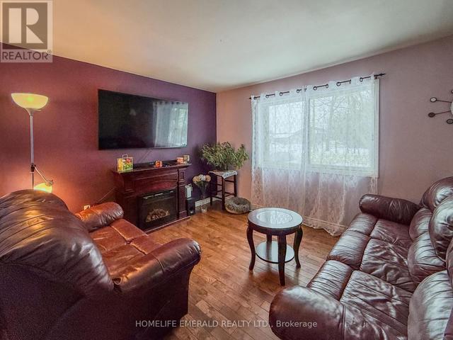 Thumbnail of 11 CENTRE STREET in Angus - Image 4