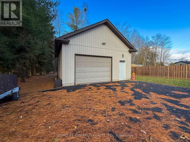 Thumbnail of 17 TREE TOP STREET in Angus - Image 40