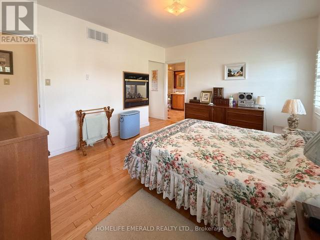 Thumbnail of 3175 3/4 CONCESSION in Rural Clearview - Image 74