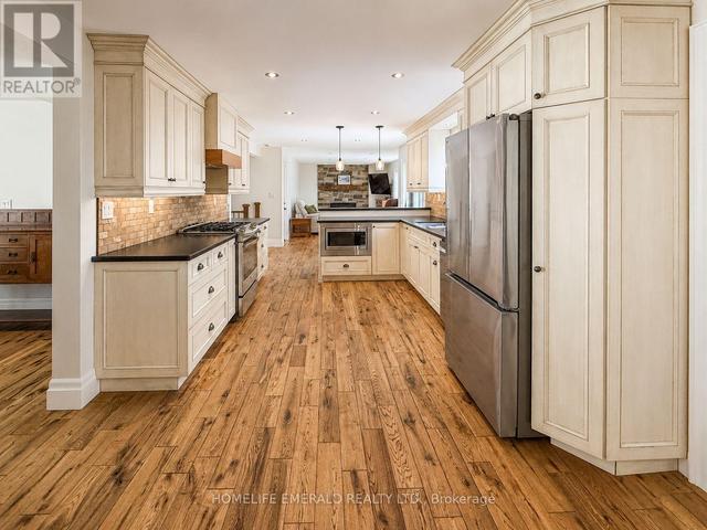 Thumbnail of 2391 SEADON ROAD in Rural Springwater - Image 12