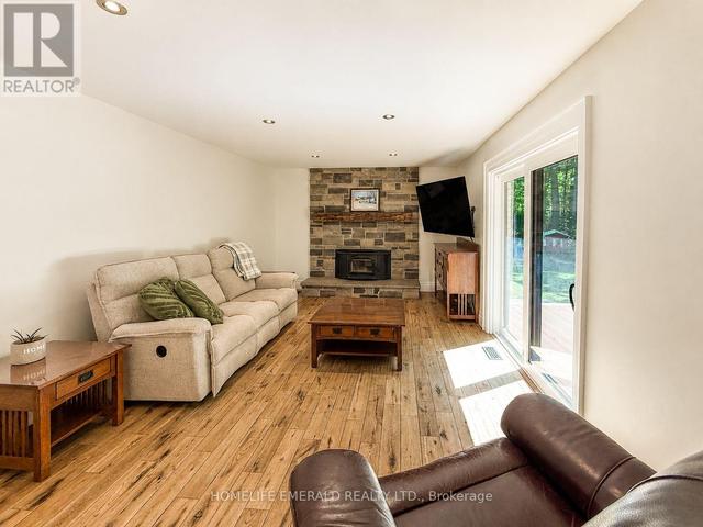 Thumbnail of 2391 SEADON ROAD in Rural Springwater - Image 21