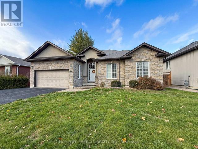 Thumbnail of 17 TREE TOP STREET in Angus - Image 41