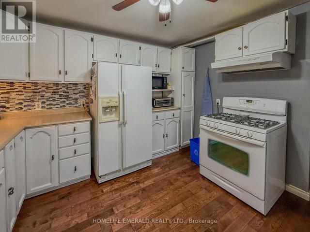 Thumbnail of 11 CENTRE STREET in Angus - Image 15