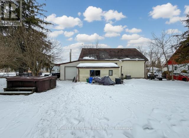 Thumbnail of 11 CENTRE STREET in Angus - Image 38