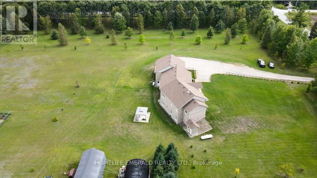 Thumbnail of 3175 3/4 CONCESSION in Rural Clearview - Image 49