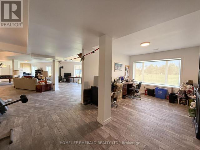 Thumbnail of 3175 3/4 CONCESSION in Rural Clearview - Image 32