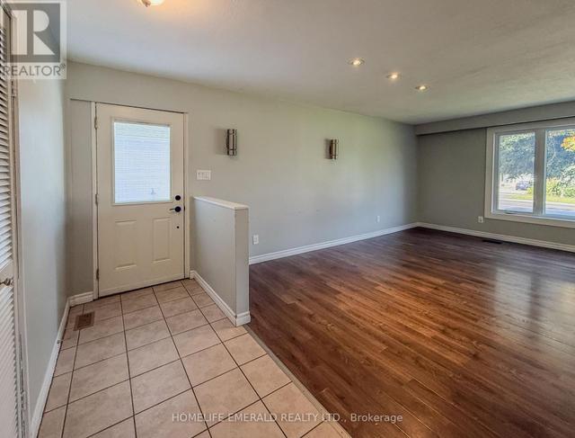 Thumbnail of 131 CUNDLES ROAD E in Cundles East - Image 2