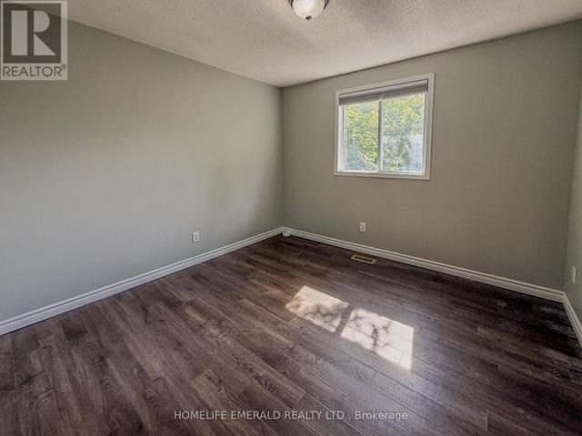 Thumbnail of 131 CUNDLES ROAD E in Cundles East - Image 8