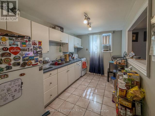 Thumbnail of 131 CUNDLES ROAD E in Cundles East - Image 15