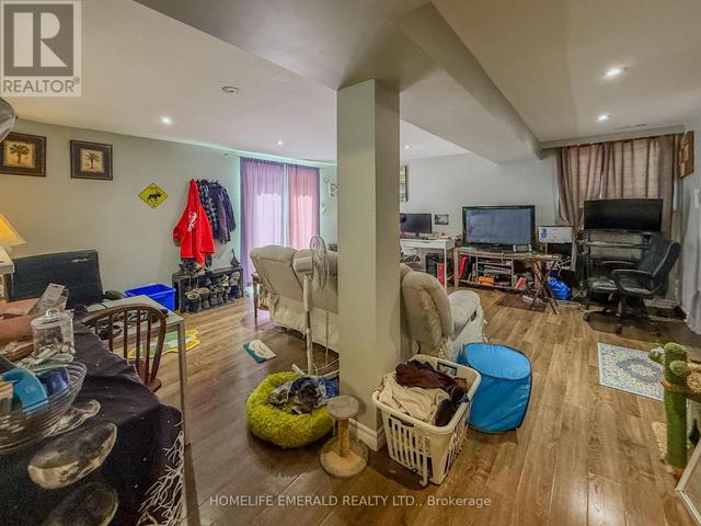Thumbnail of 131 CUNDLES ROAD E in Cundles East - Image 18