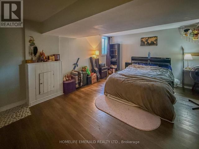 Thumbnail of 131 CUNDLES ROAD E in Cundles East - Image 24